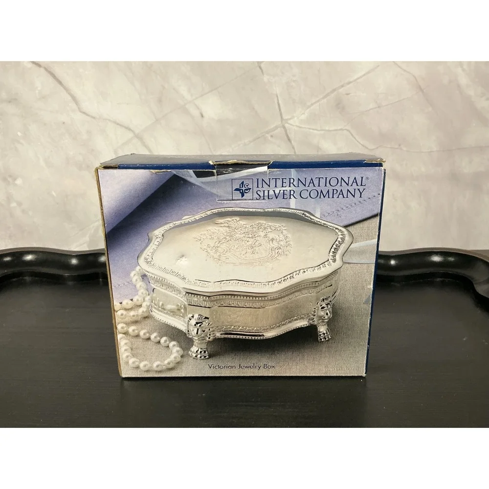 International Silver Company functional burgundy